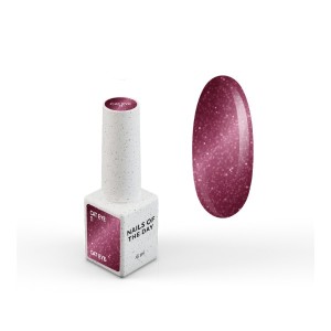 NAILSOFTHEDAY Gel Polish Cat Eye 11 — a deep raspberry cat eye gel polish with full coverage in one layer. 6 ml.