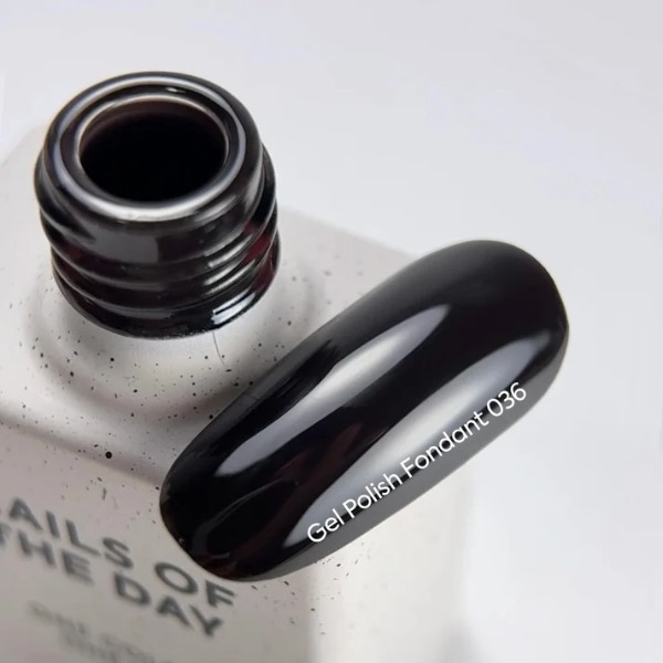 NAILSOFTHEDAY Gel Polish Fondant — dark brown gel polish, one-coat coverage, 10 m