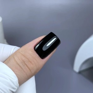 NAILSOFTHEDAY Universal Top — glossy no-wipe top coat with minimal UV filters, 30 ml