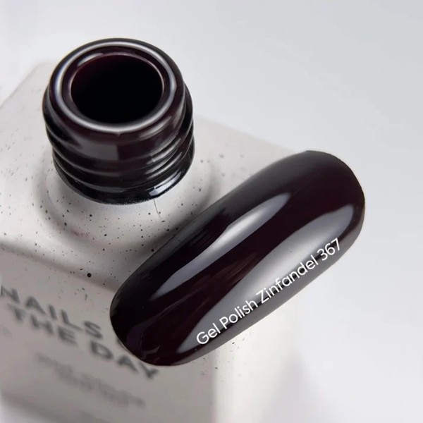 NAILSOFTHEDAY Gel Polish Zinfandel — dark burgundy gel polish, one-coat coverage, 10 ml